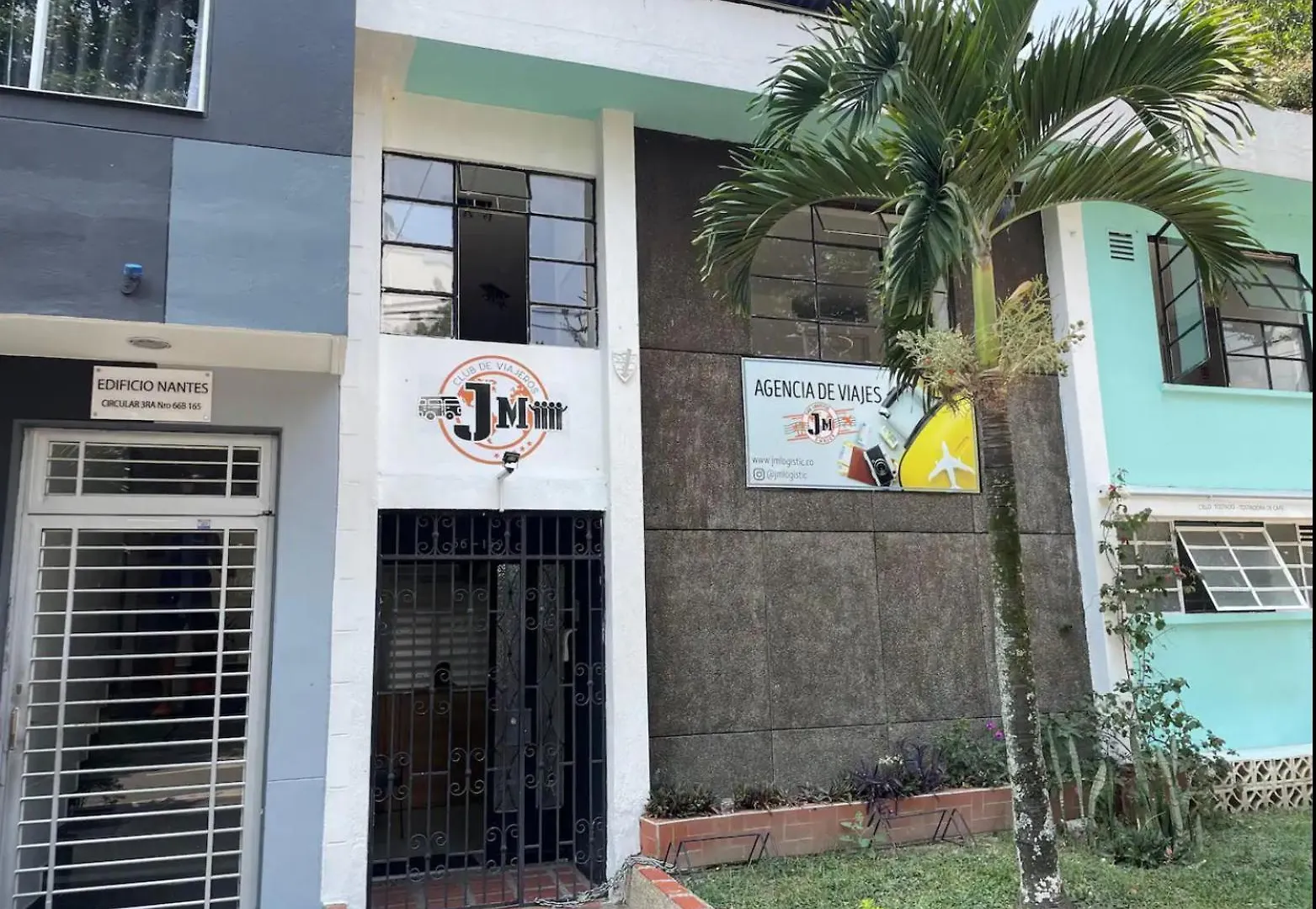 Pensión Hotel Hostal La Bodeguita Del Mundo Laureles Medellín