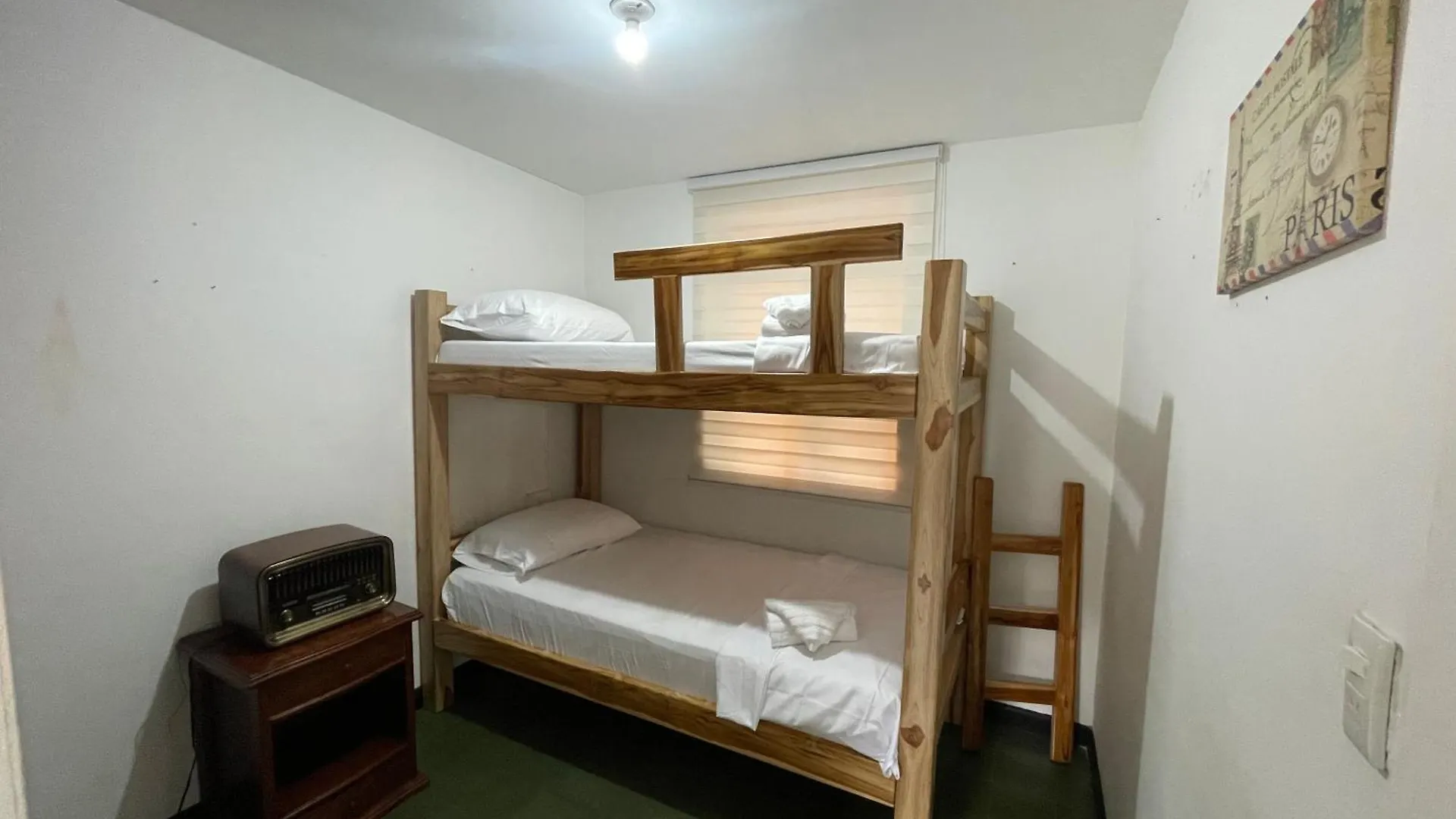 Hotel Hostal La Bodeguita Del Mundo Laureles Medellín