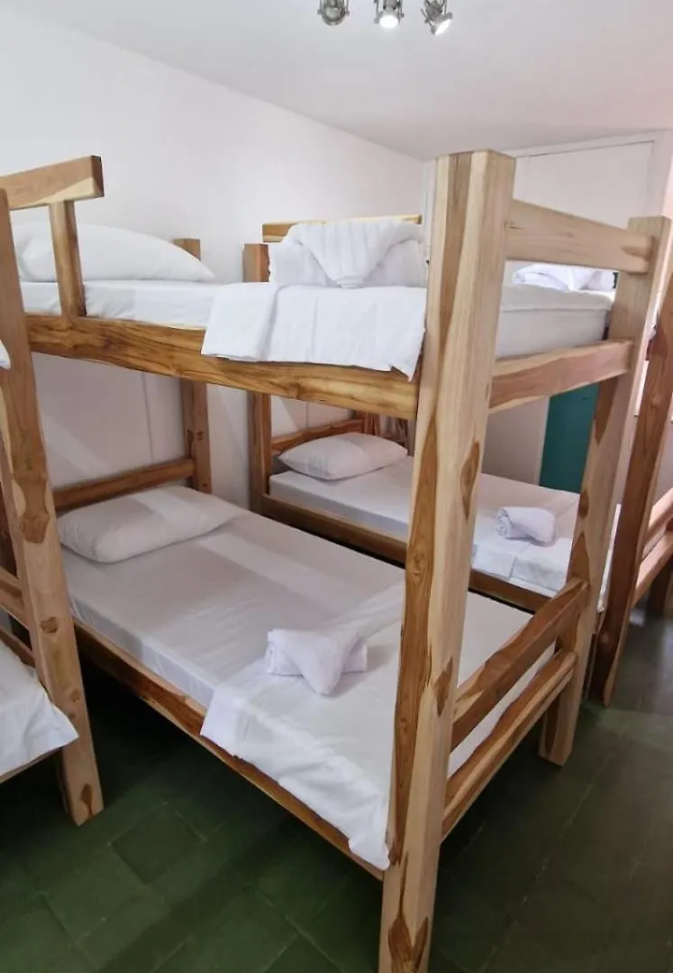 Hotel Hostal La Bodeguita Del Mundo Laureles Medellín Pensión